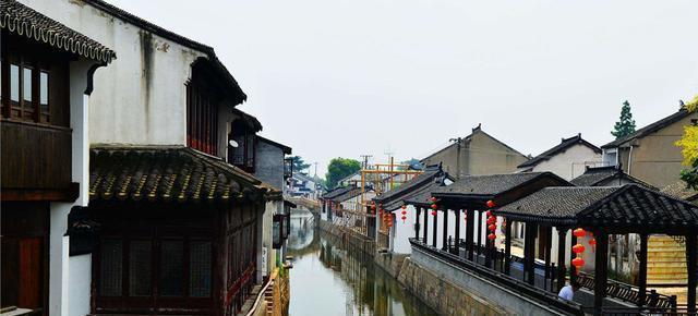 逃离古金字塔